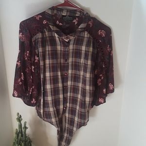 NWOT Francesca's Plaid Tie Crop Top